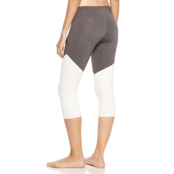 ALO YOGA Gray Electra Color Block Capri Leggings S - Picture 2 of 8